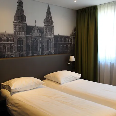 Royal Hotel 4*
